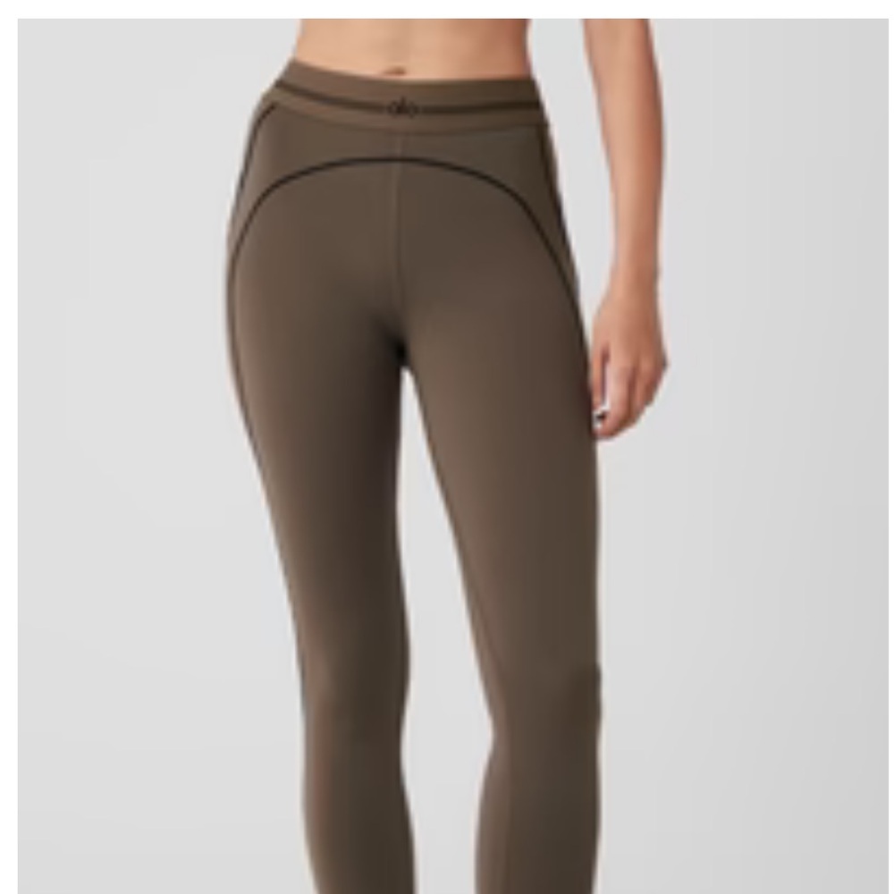 Airbrush heart alo pants in olive / black: medium